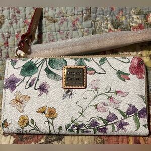 Dooney & Bourke Botanical wallet